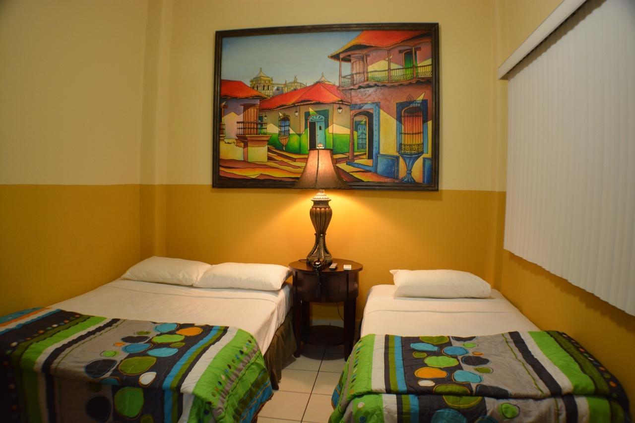 Hotel Los Balcones De Chinandega Eksteriør billede